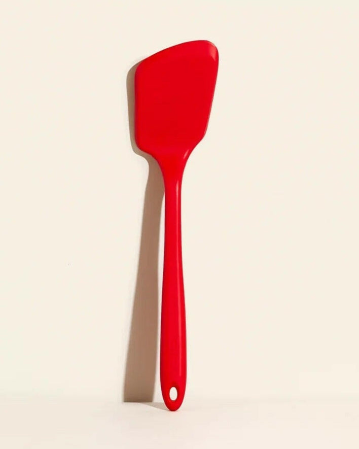 GIR | Mini Flip - Studio White: A compact, versatile spatula ideal for flipping foods, combining functionality with cute design, perfect for any kitchen task.