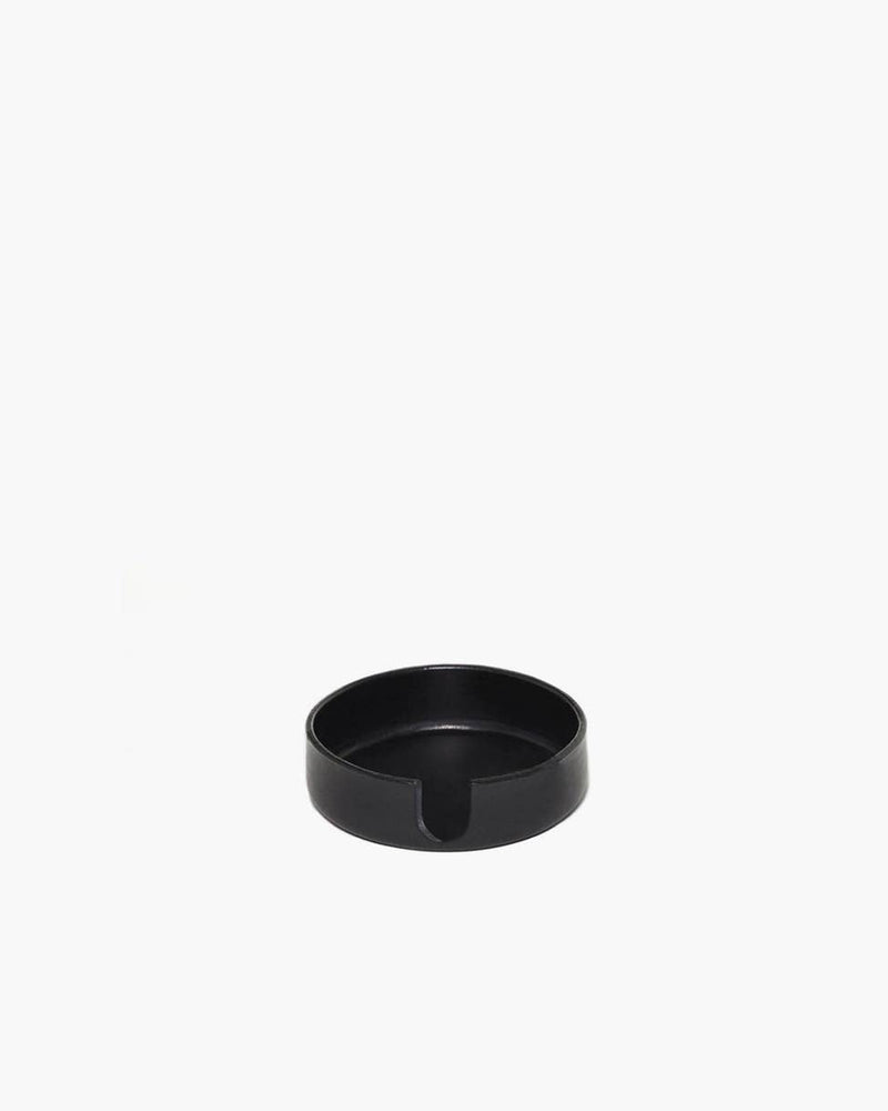 Graf Lantz - Kobon Leather Round Tray, elegantly crafted in Vachetta leather, ideal for organizing small items in home or office.