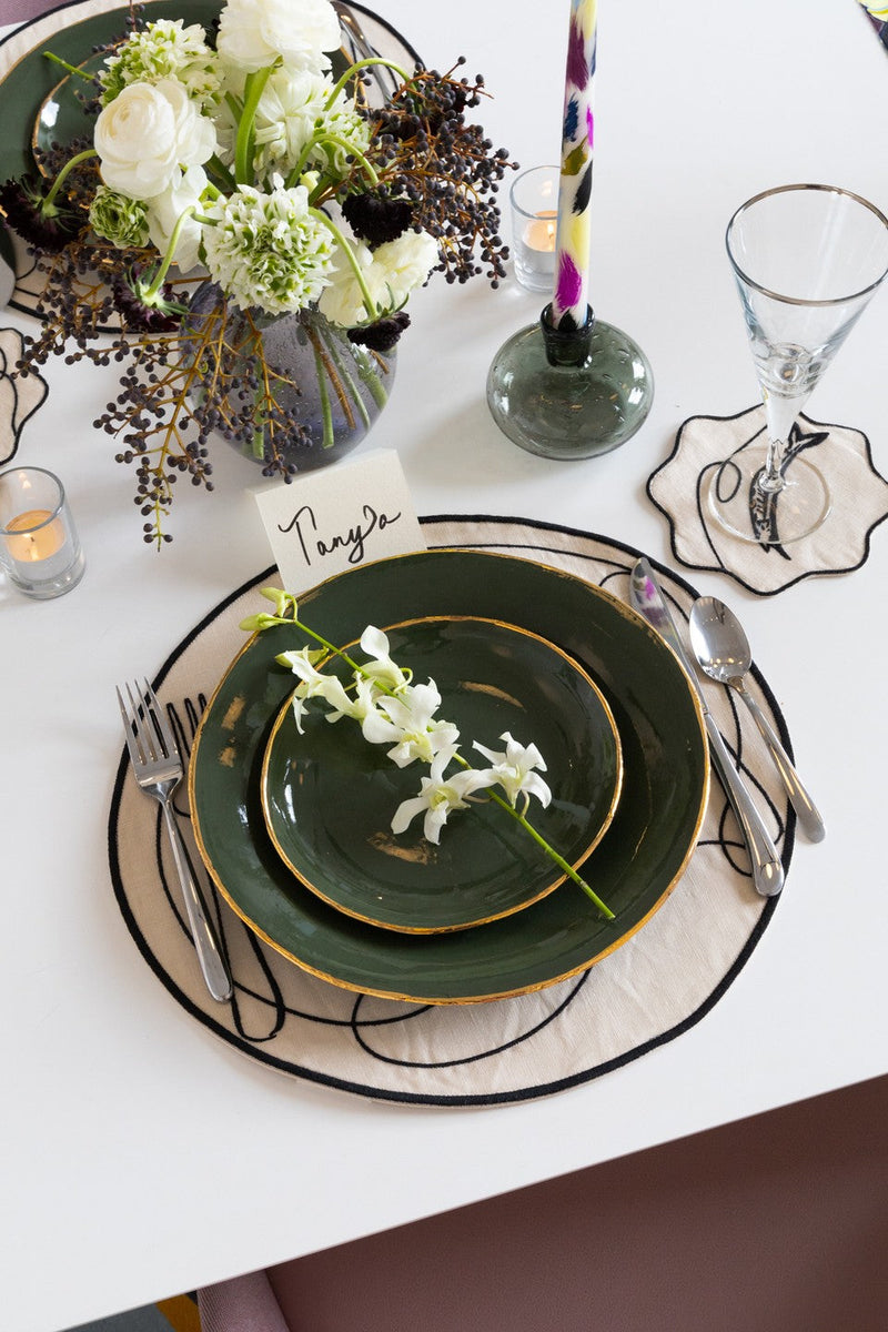 Misette | Line Drawing Embroidered Linen Napkins, Set of 4