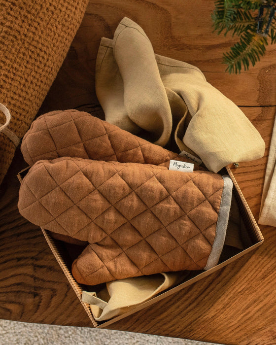 MagicLinen | Linen Oven Mitts