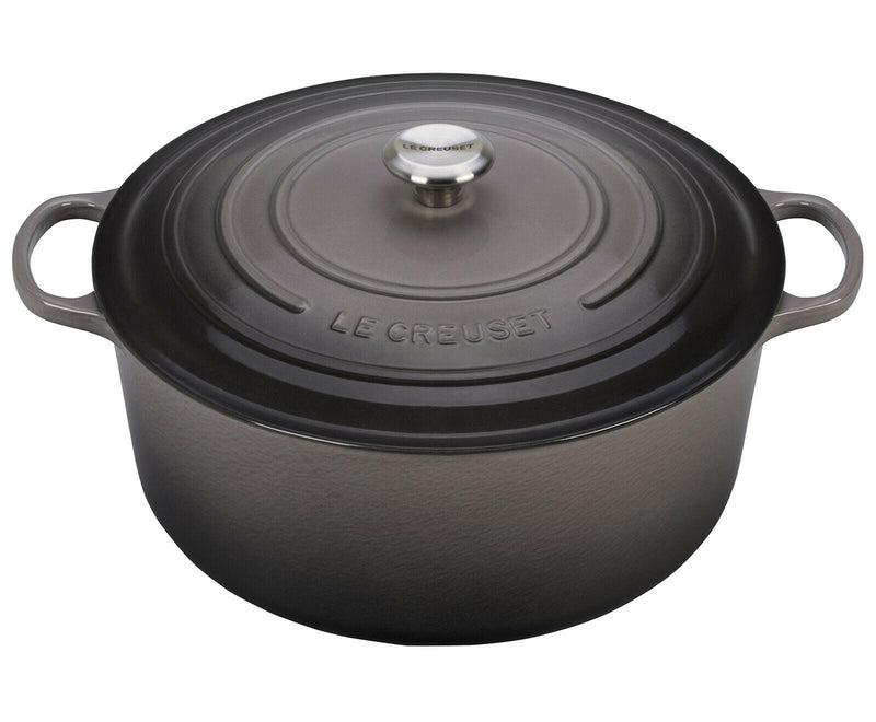 Le Creuset | Round Dutch Ovens.