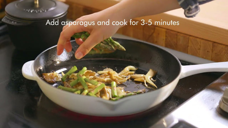 Staub | Cast Iron Frying Pan - Dark Blue