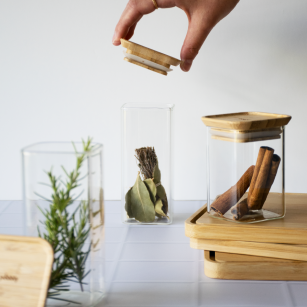 Pebbly | Square Glass Canister Bamboo Lid 0.9Qt