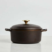 Smithey | Cast Iron Dutch Ovens.