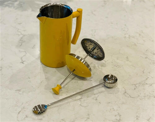 Frieling | Double-Walled French Press - Sunshine Yellow, featuring a sleek design and efficient filter system, perfect for enhancing any coffee lover's kitchen or coffee bar.