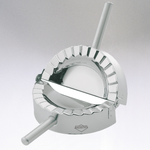 Küchenprofi | Ravioli + Pierogi + Dumpling Former.