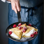 de Buyer Mineral B Carbon Steel Crepe + Tortilla Pan - 10.25, expertly crafted from carbon steel, ideal for crepes and tortillas, with a naturally non-stick surface.
