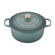 Le Creuset | Round Dutch Ovens.