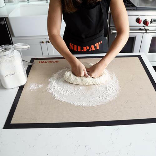Silpat Perfect Pastry - Jumbo mat, a non-stick silicone mat with measurement guides, ideal for precise dough preparation and easy cleanup in baking.