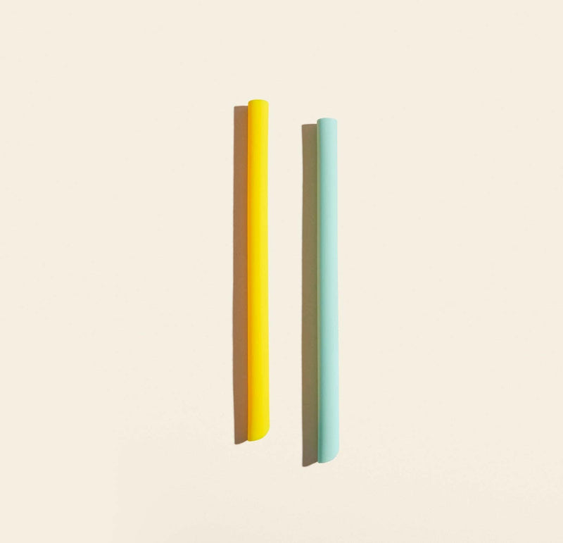 GIR Smoothie & Boba Straw 2-Pack – Sunny, featuring wide, reusable silicone straws for smoothies and bubble tea, ideal for eco-conscious beverage enjoyment.