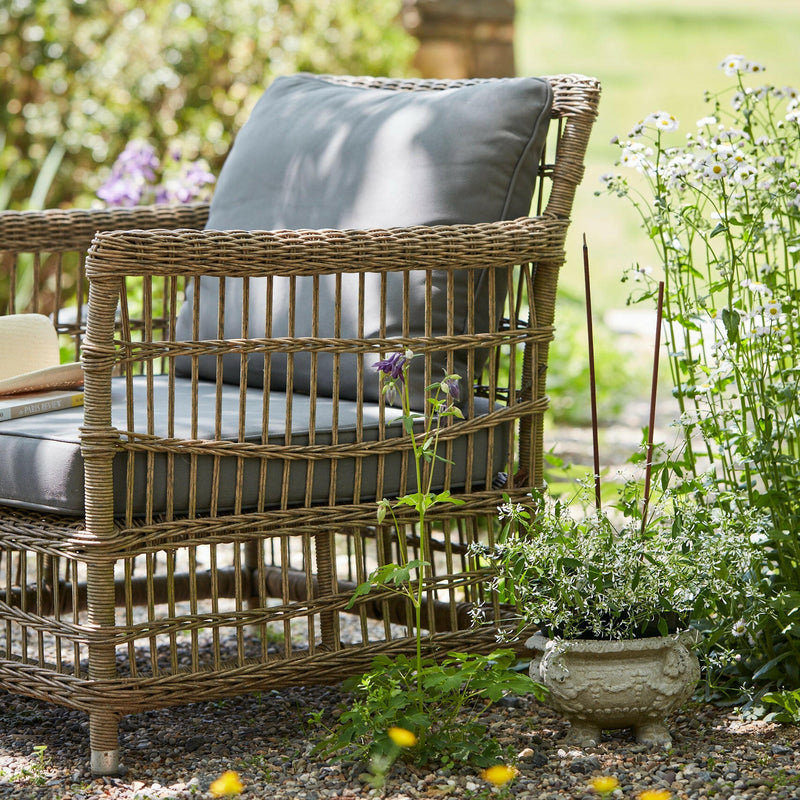 The Floral Society Essential Oil Outdoor Incense features 20 handcrafted punk wood sticks, ideal for outdoor gatherings, with therapeutic essential oils for a warm, inviting atmosphere.